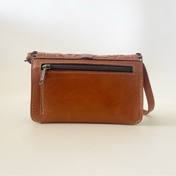 Patricia Nash Bag Torri Tooled Leather Clutch Convertible Crossbody Floral Tan - Picture 3 of 15